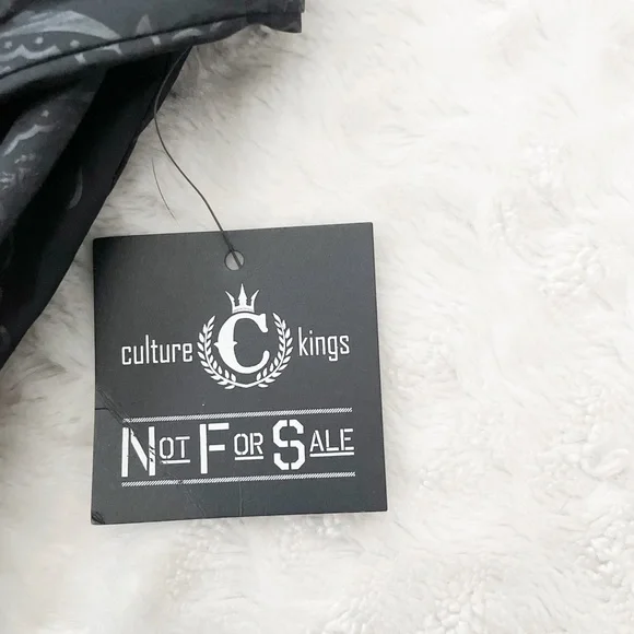 NWT- CULTURE KINGS unisex duplex windbreaker backpack jacket - Picture 8 of 16